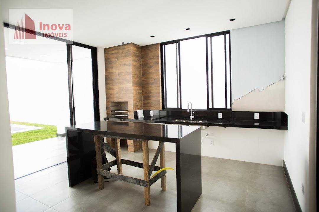 Casa de Condomínio à venda com 3 quartos, 300m² - Foto 15