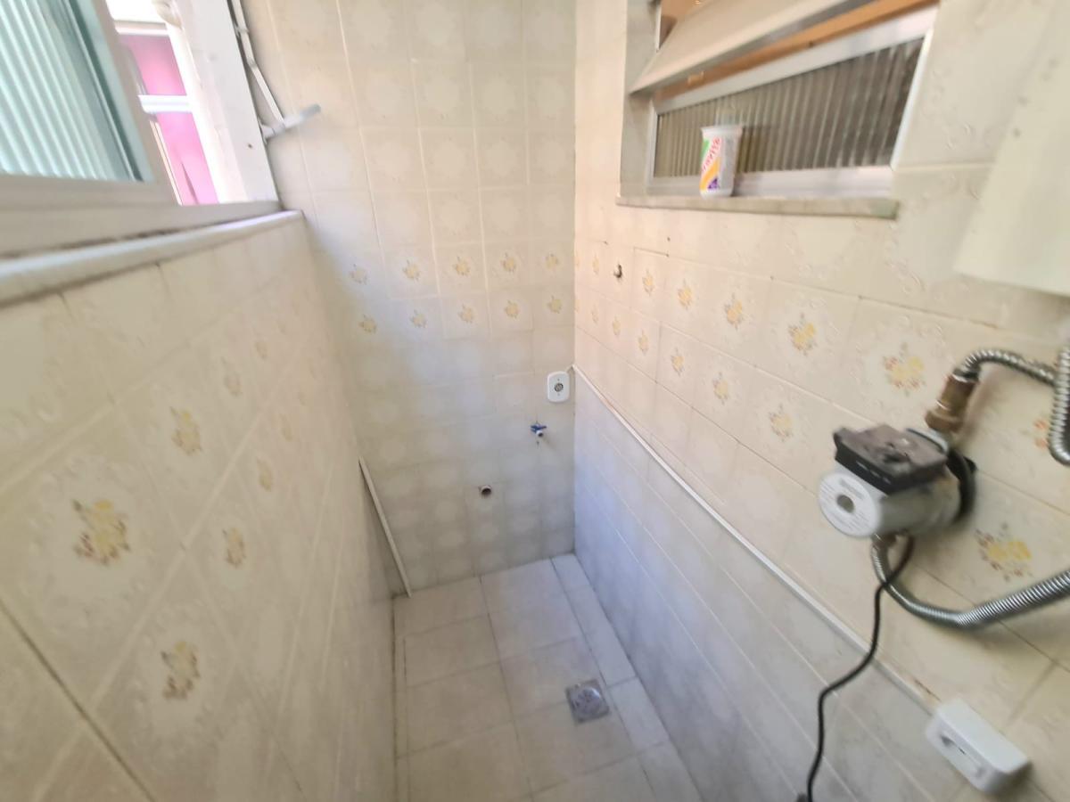 Apartamento à venda com 1 quarto, 32m² - Foto 18