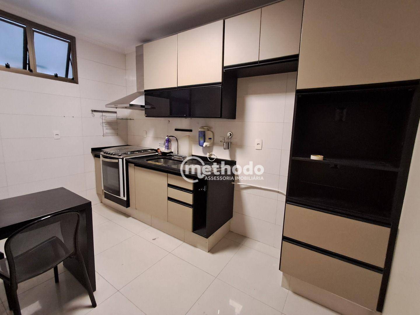 Apartamento para alugar com 2 quartos, 96m² - Foto 8