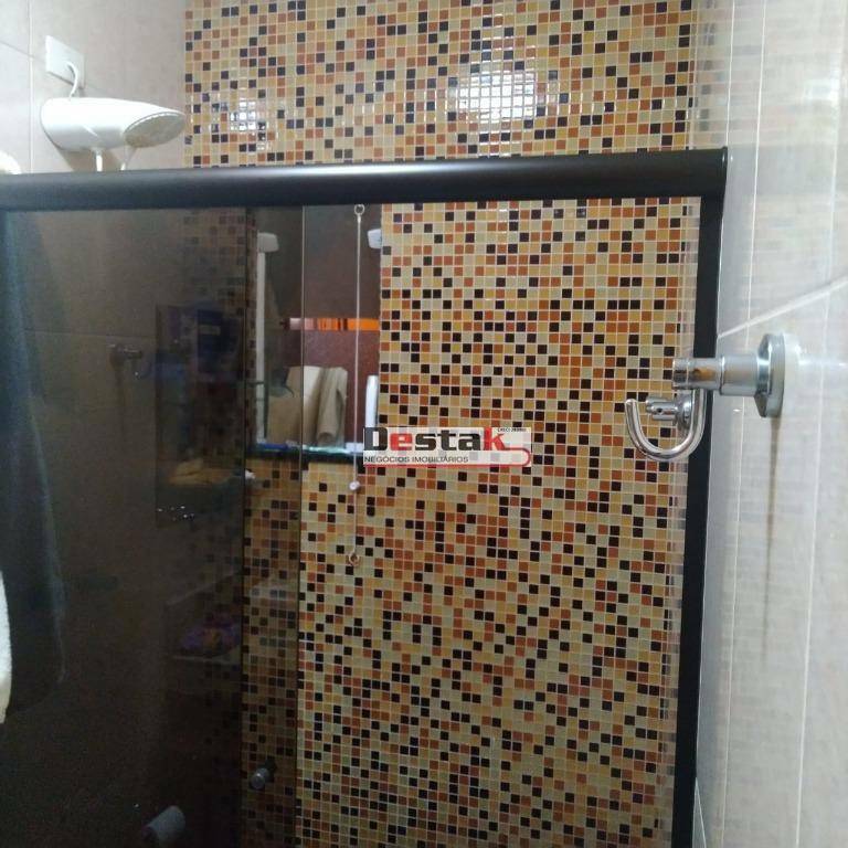 Sobrado à venda com 3 quartos, 180m² - Foto 19