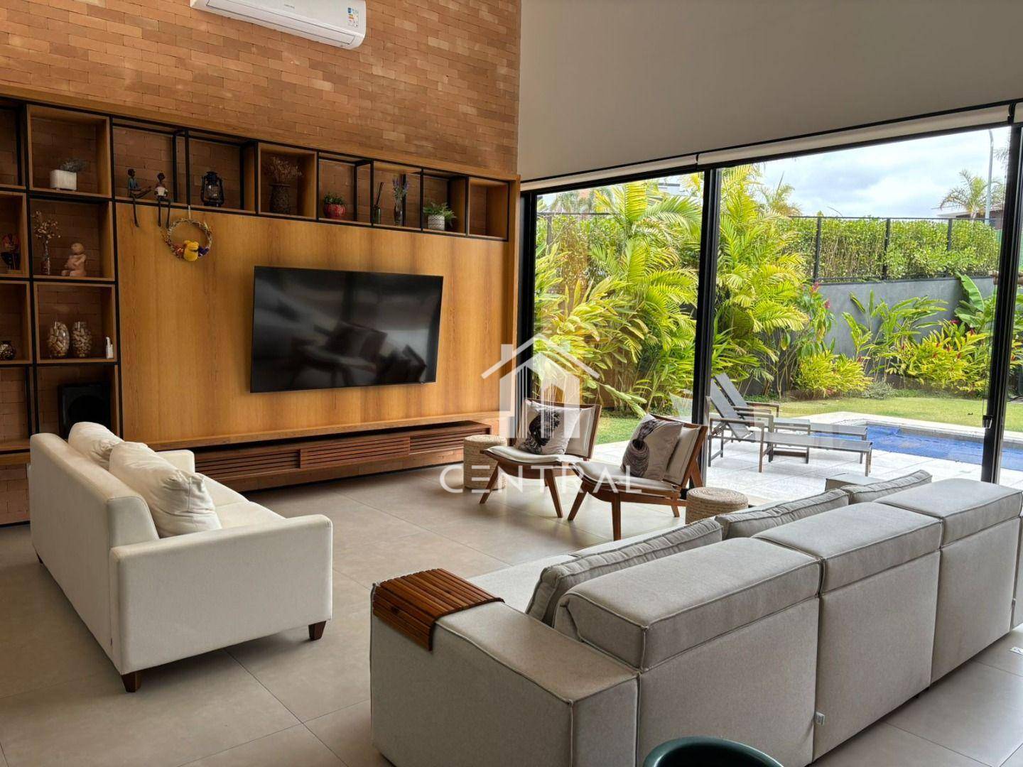 Sobrado, 4 quartos, 344 m² - Foto 1