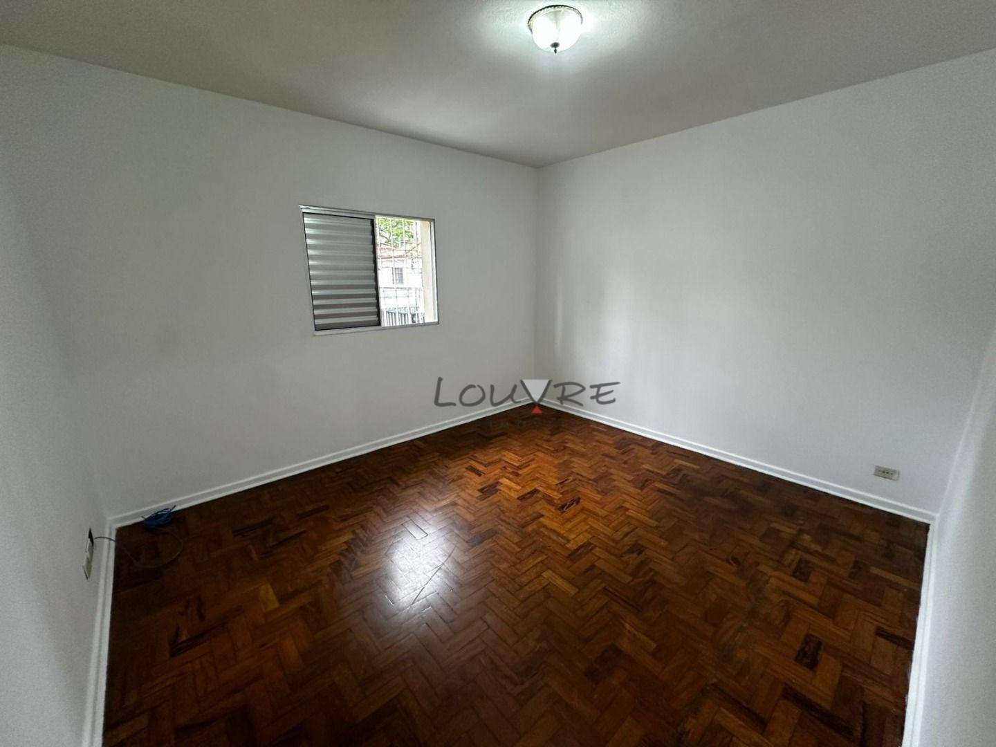 Casa para alugar com 2 quartos, 136m² - Foto 11