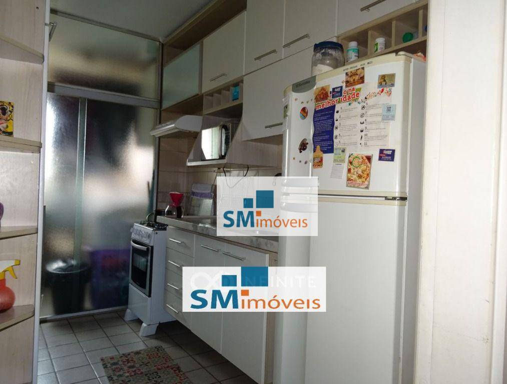 Apartamento à venda com 2 quartos, 58m² - Foto 4