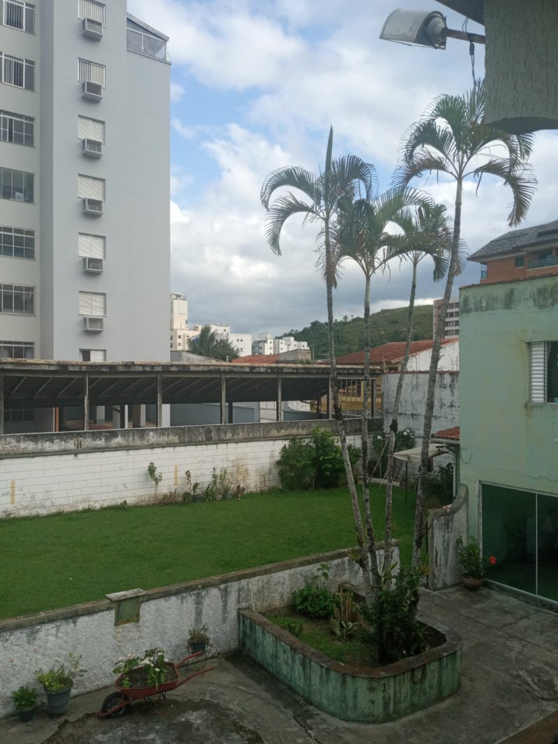 Sobrado à venda com 2 quartos, 85m² - Foto 4