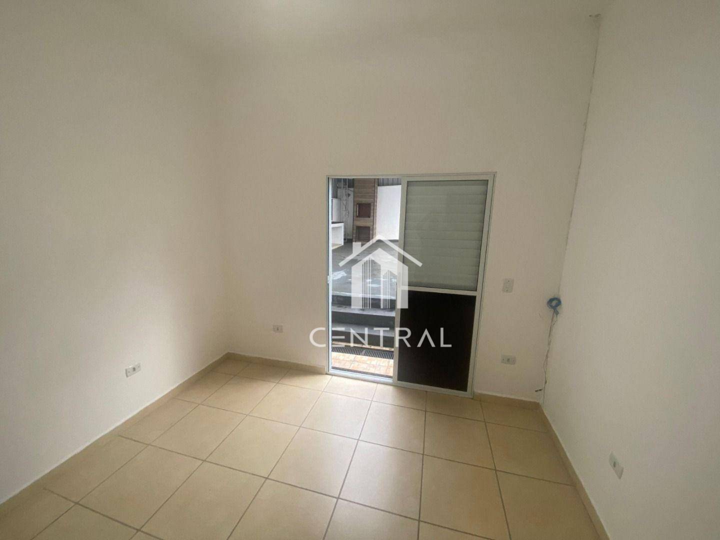 Casa de Condomínio para alugar com 3 quartos, 180m² - Foto 33