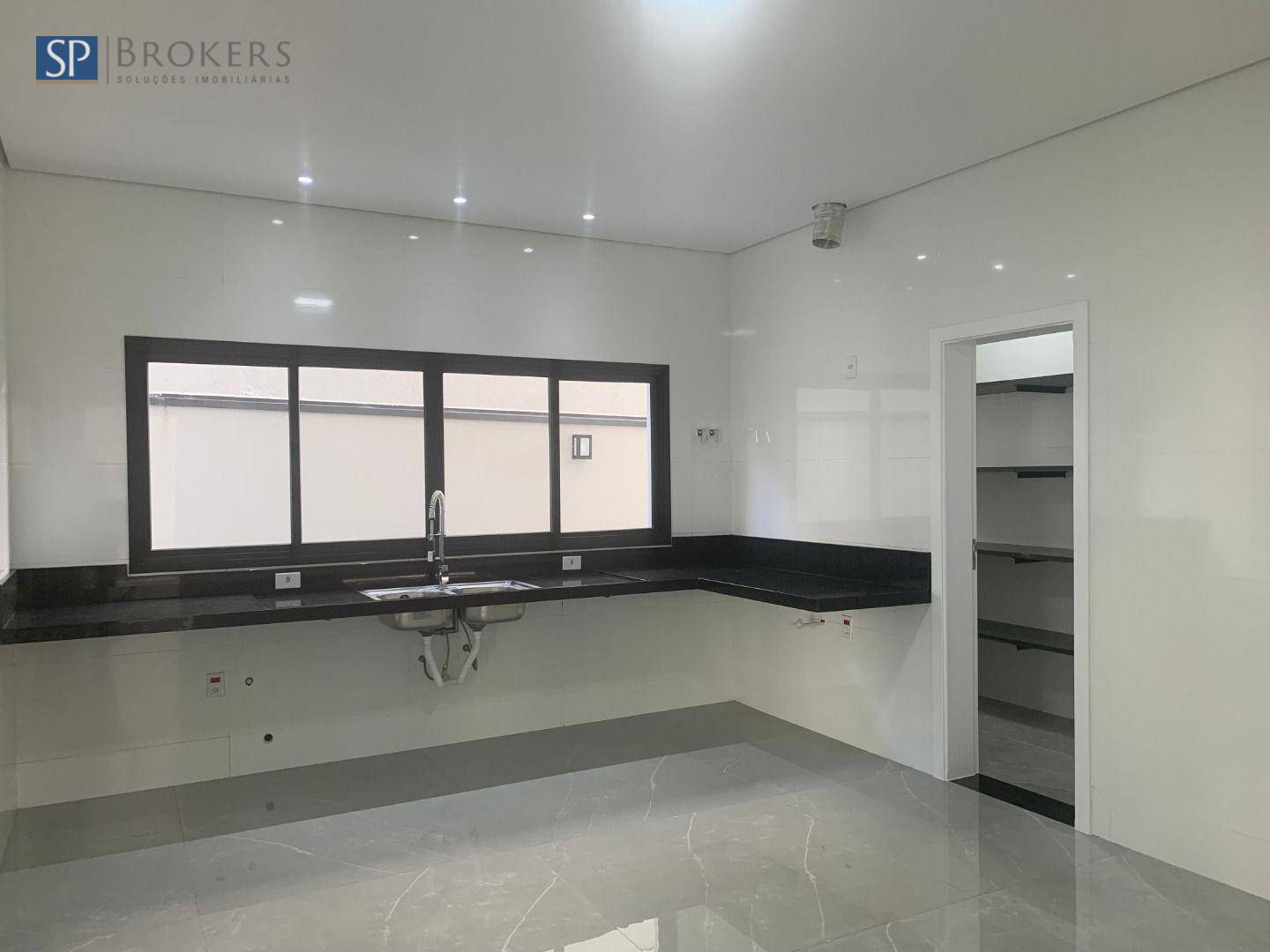 Casa de Condomínio à venda com 5 quartos, 420m² - Foto 12