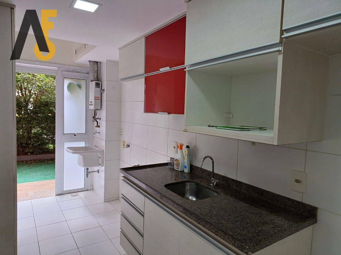 Apartamento à venda com 3 quartos, 83m² - Foto 12