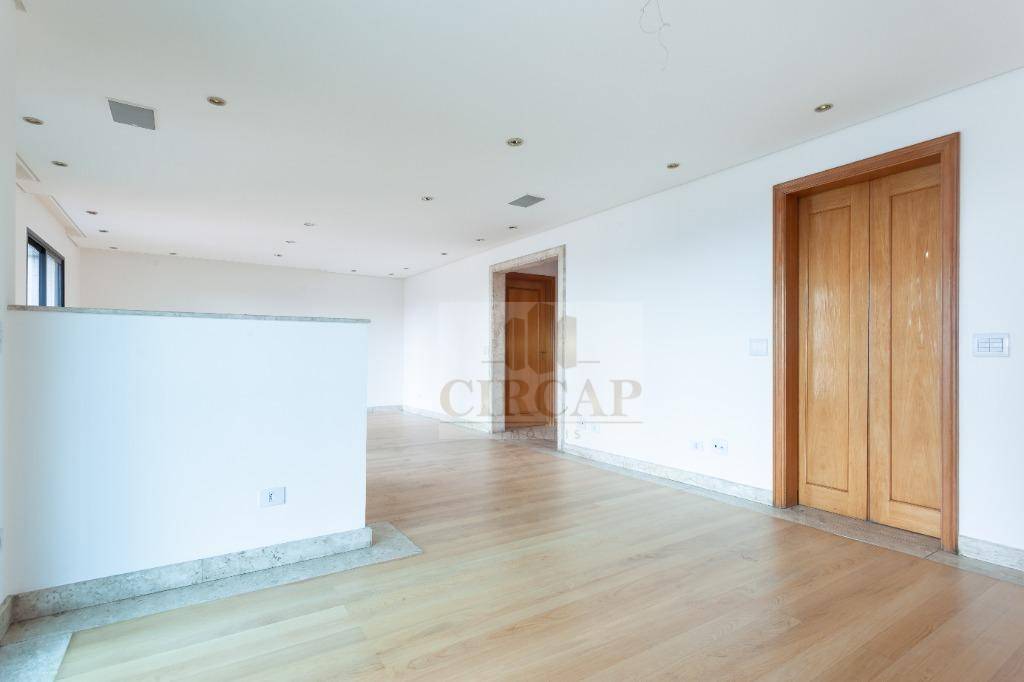 Apartamento à venda e aluguel com 4 quartos, 220m² - Foto 5