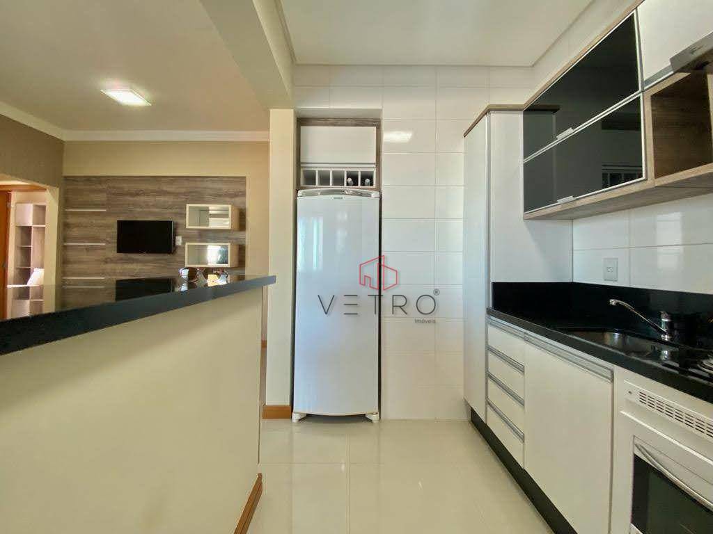 Apartamento à venda com 2 quartos, 70m² - Foto 8