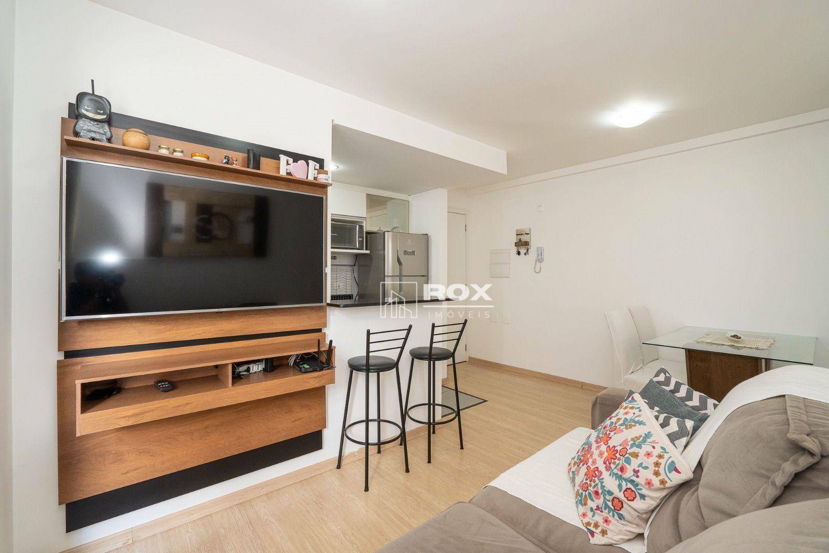 Apartamento à venda com 2 quartos, 62m² - Foto 8