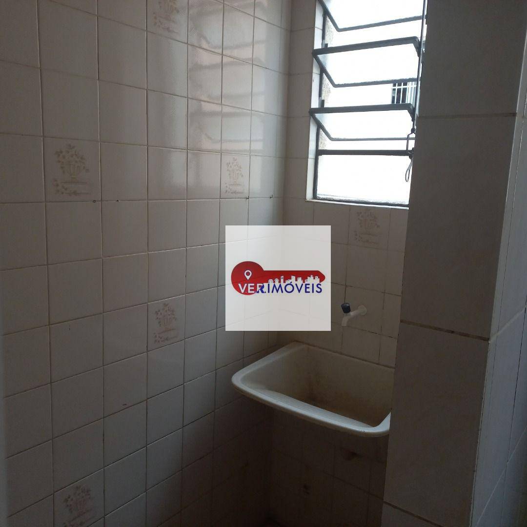 Apartamento à venda com 3 quartos, 75m² - Foto 9