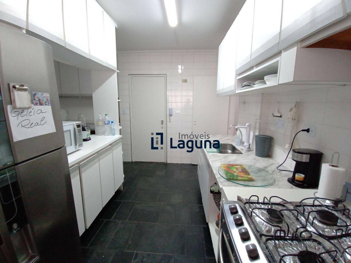 Apartamento à venda com 2 quartos, 95m² - Foto 12