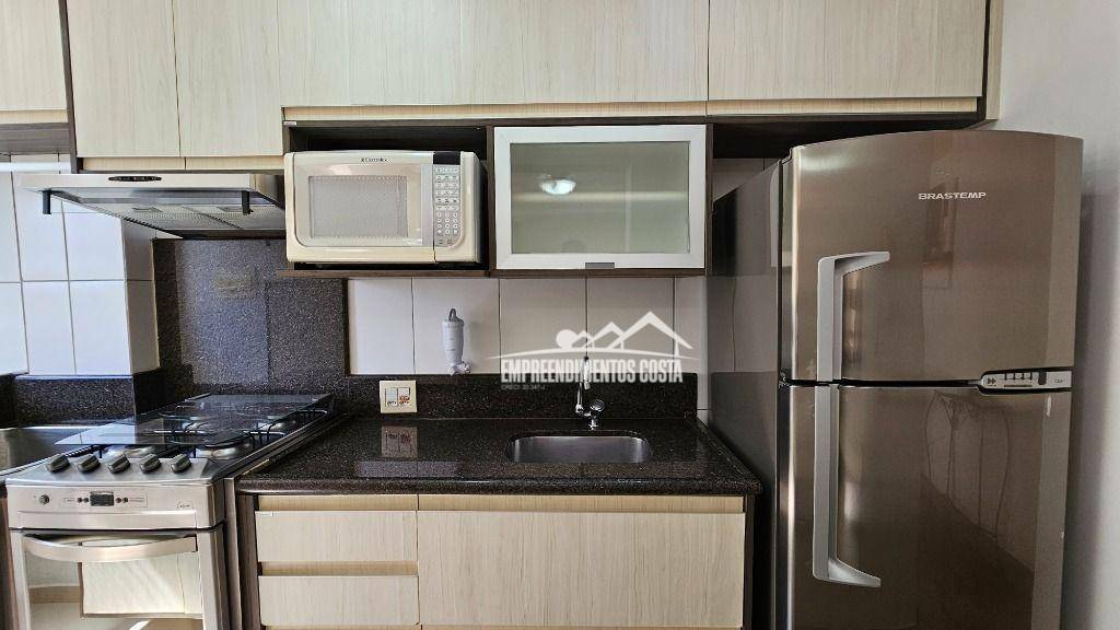 Apartamento para alugar com 3 quartos, 70m² - Foto 6