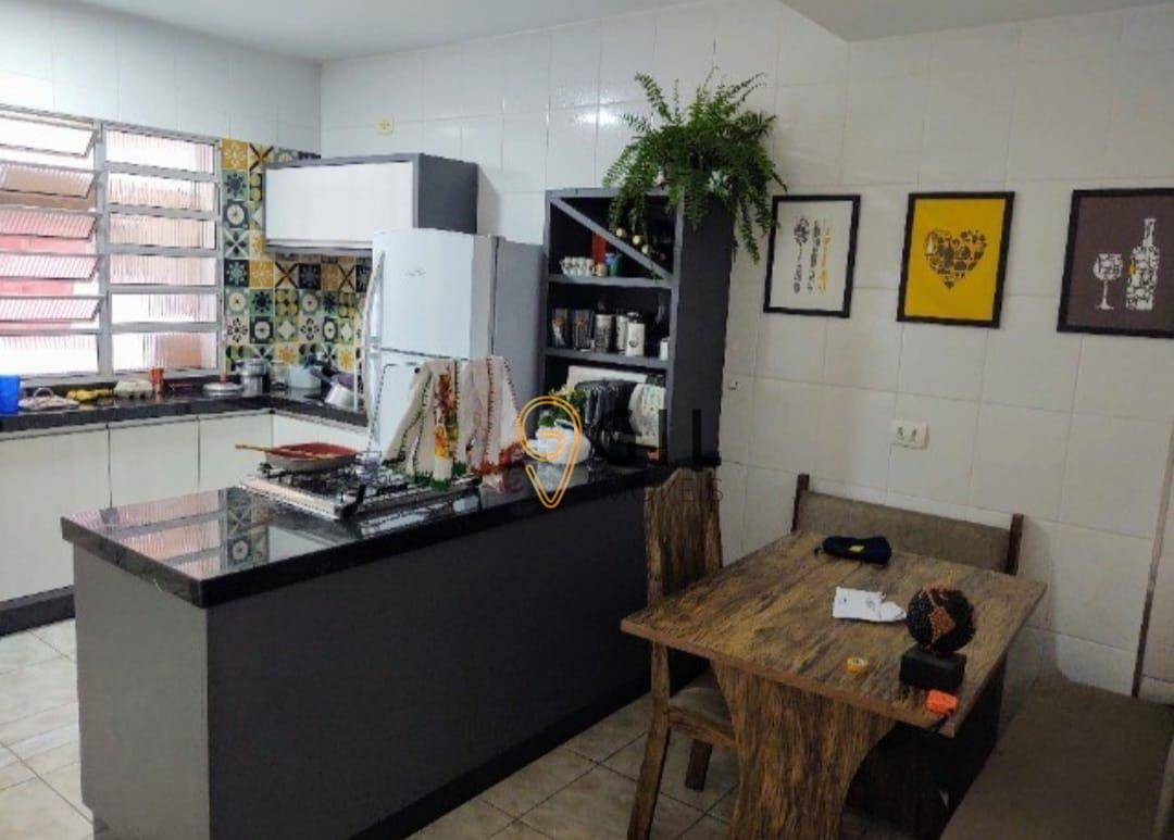 Sobrado à venda com 2 quartos, 119m² - Foto 13