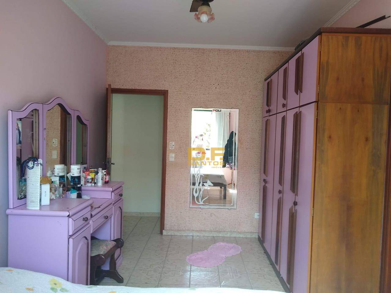 Casa à venda com 4 quartos, 1m² - Foto 7