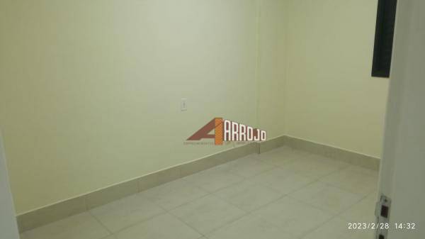 Apartamento à venda com 2 quartos, 56m² - Foto 4