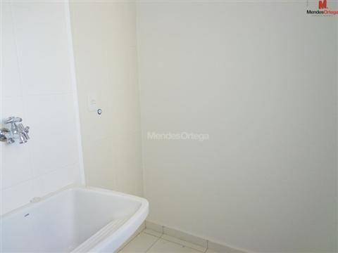 Apartamento para alugar com 2 quartos, 70m² - Foto 14