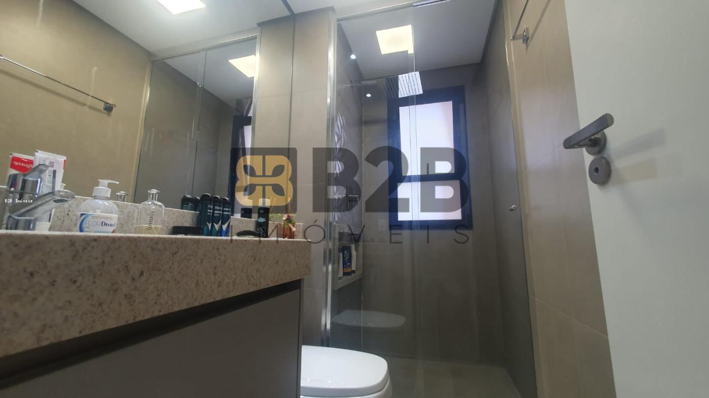 Apartamento à venda com 3 quartos, 159m² - Foto 31