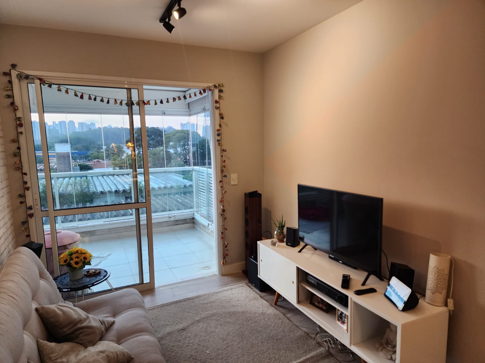 Apartamento à venda com 2 quartos, 68m² - Foto 5