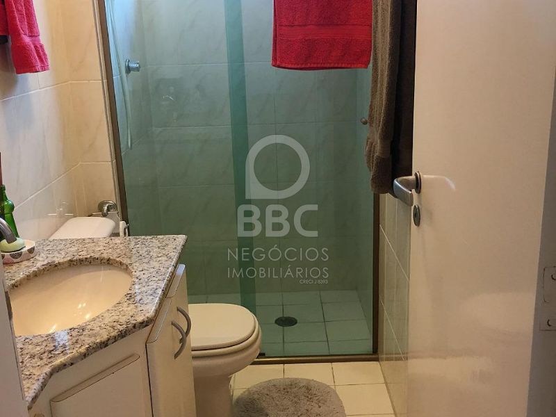 Apartamento à venda com 2 quartos, 67m² - Foto 11