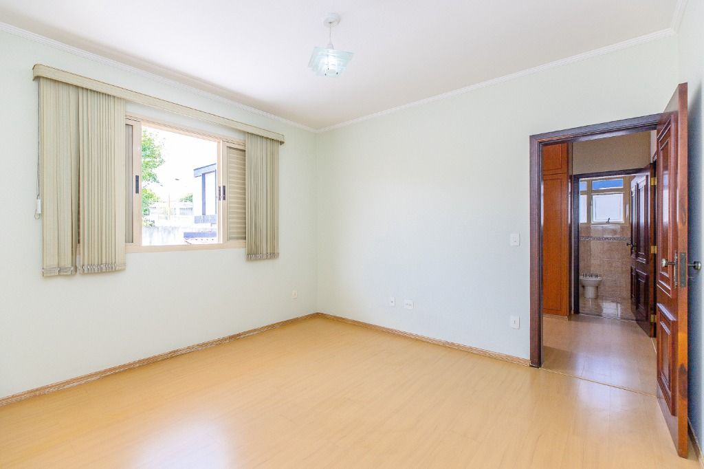 Casa à venda com 4 quartos, 332m² - Foto 45