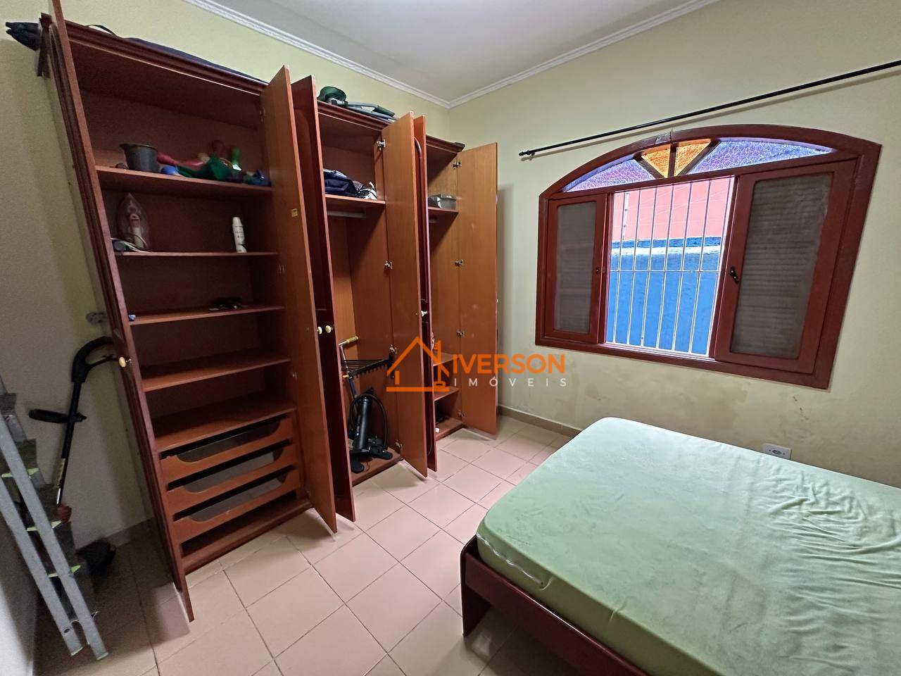 Casa à venda com 3 quartos, 97m² - Foto 14