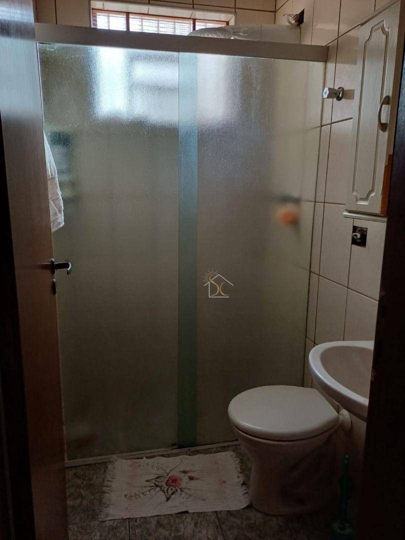 Chácara à venda com 3 quartos, 200m² - Foto 8