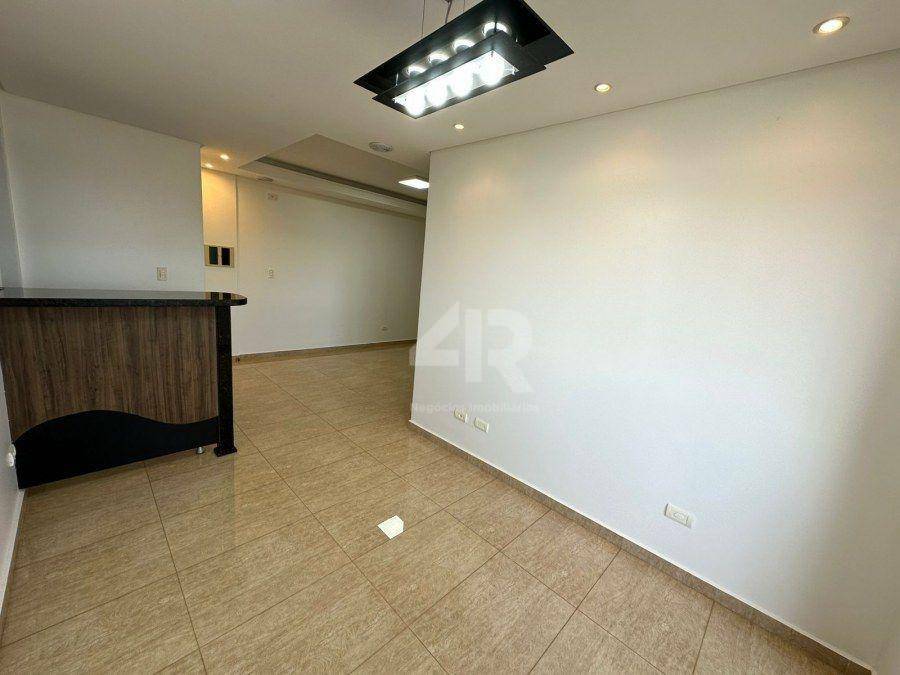 Apartamento à venda com 3 quartos, 81m² - Foto 4