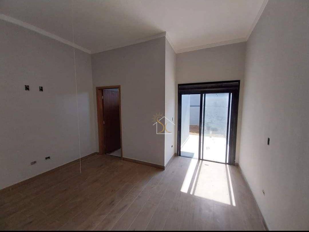 Casa à venda com 3 quartos, 170m² - Foto 8