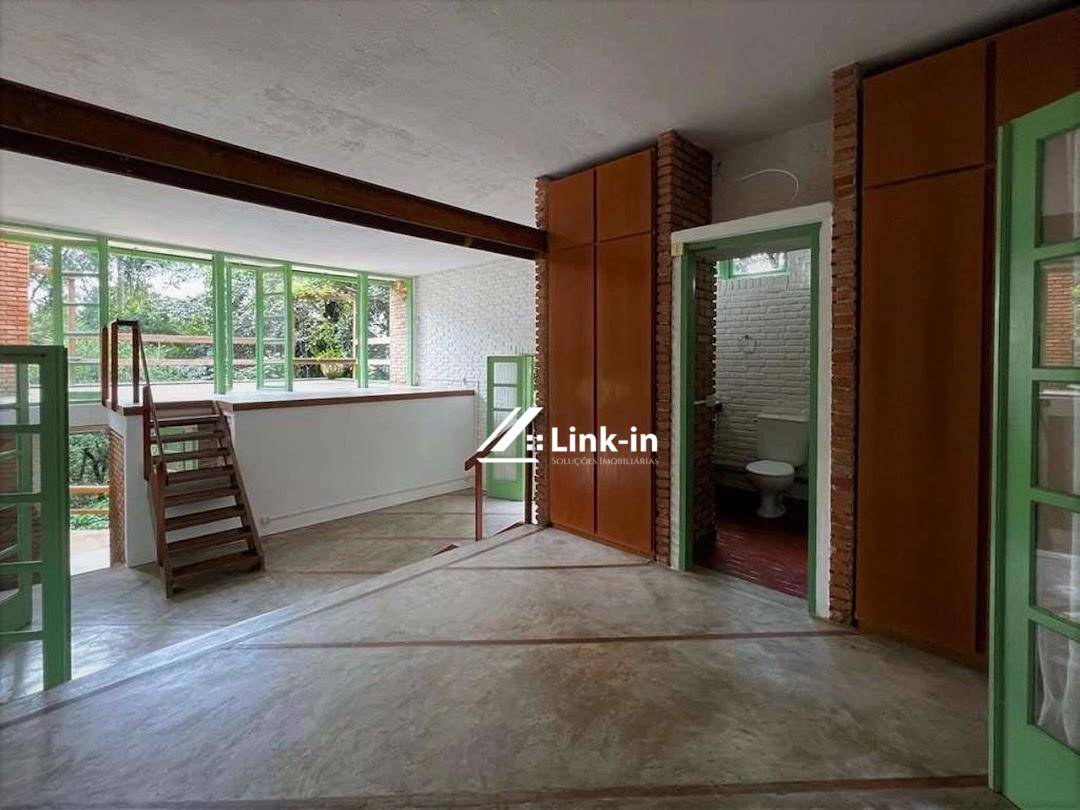 Casa, 6 quartos, 264 m² - Foto 2