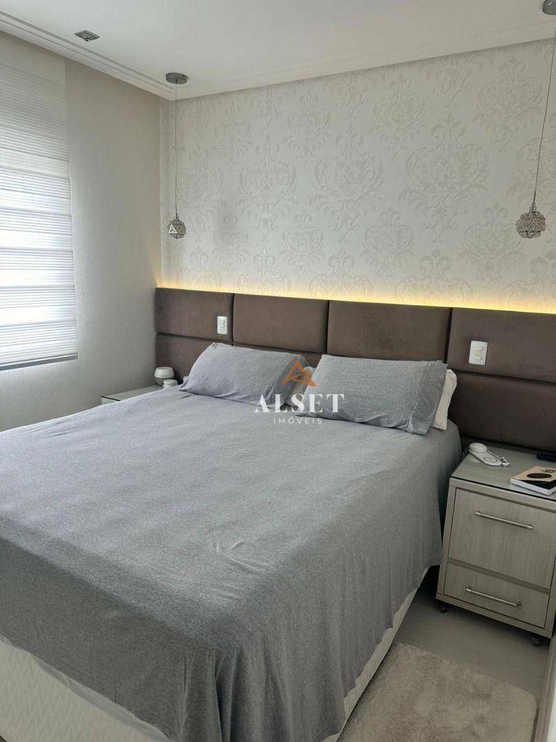 Apartamento à venda com 3 quartos, 125m² - Foto 19