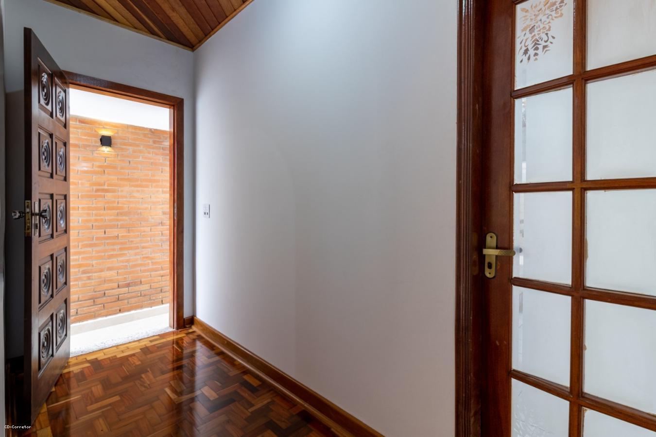 Casa à venda com 3 quartos, 250m² - Foto 13