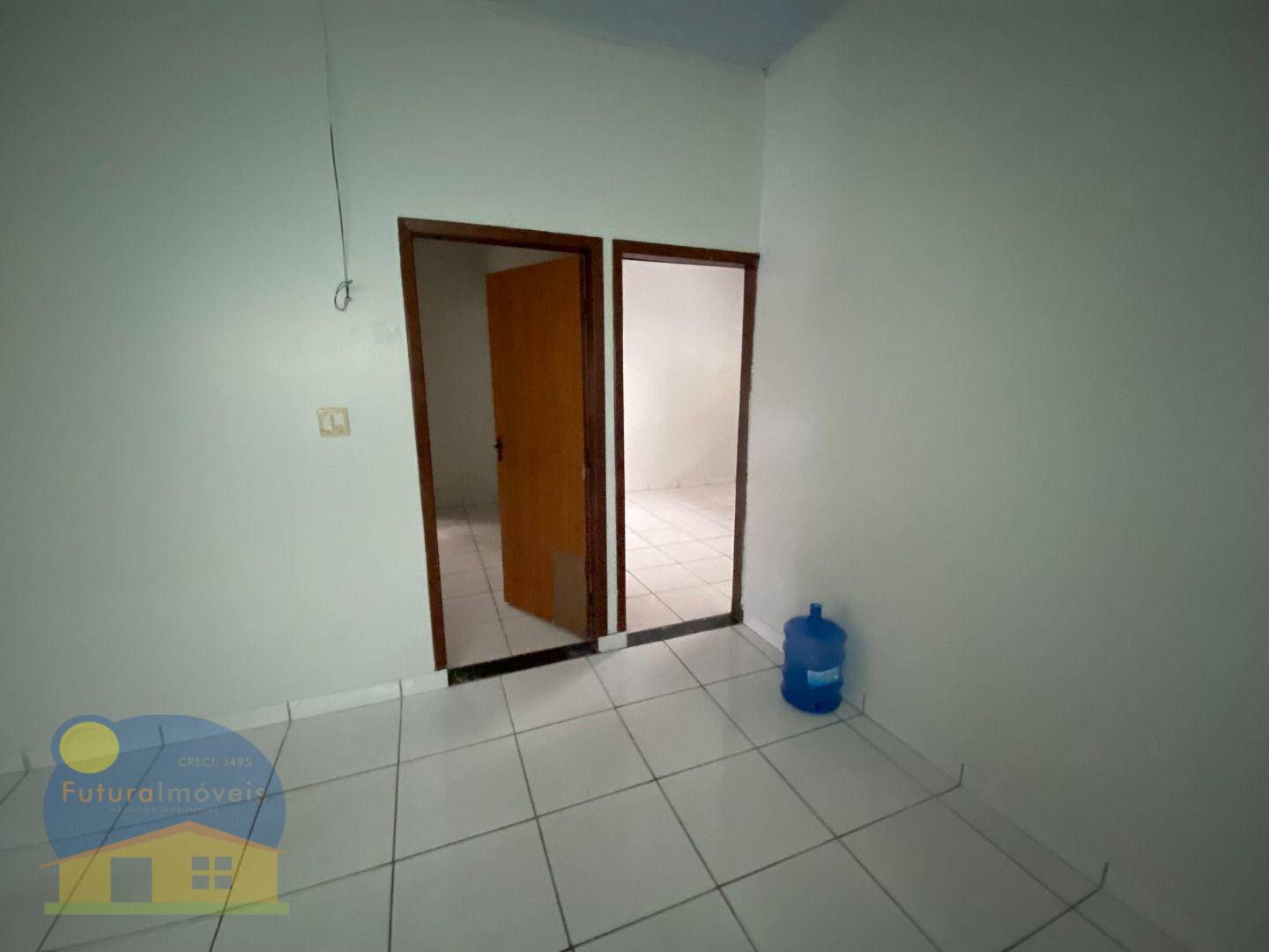 Casa à venda com 3 quartos, 216m² - Foto 16