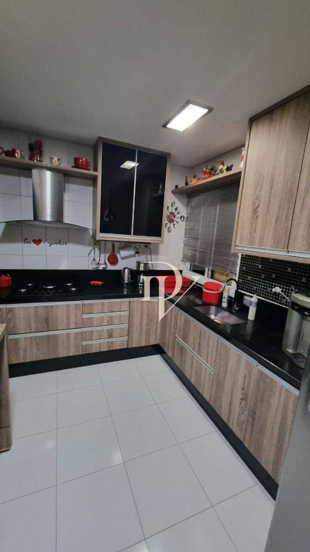 Sobrado à venda com 3 quartos, 146m² - Foto 1