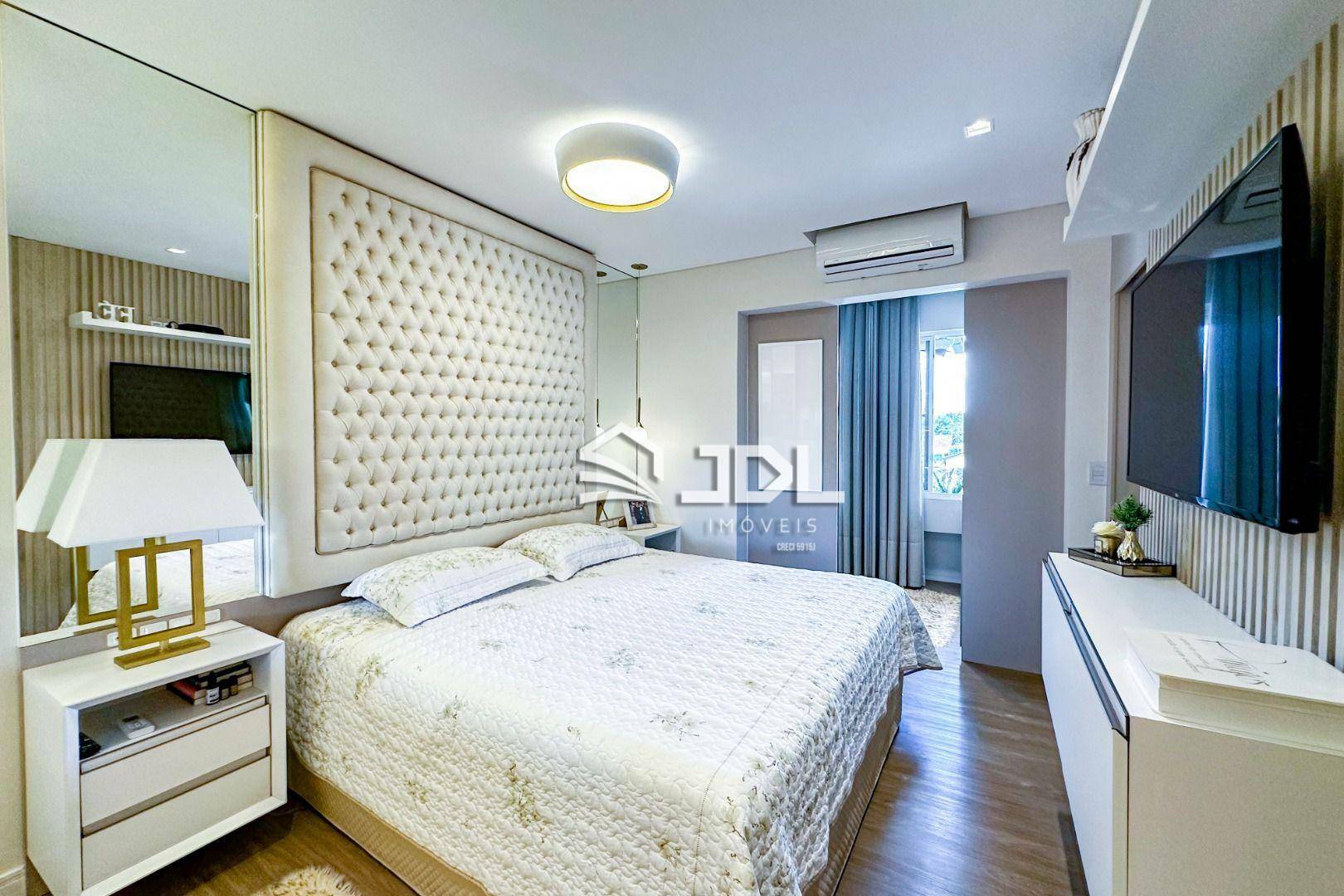 Casa à venda com 3 quartos, 269m² - Foto 12