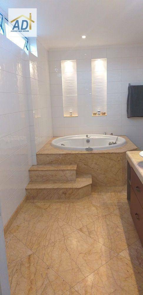 Casa de Condomínio à venda e aluguel com 4 quartos, 318m² - Foto 23