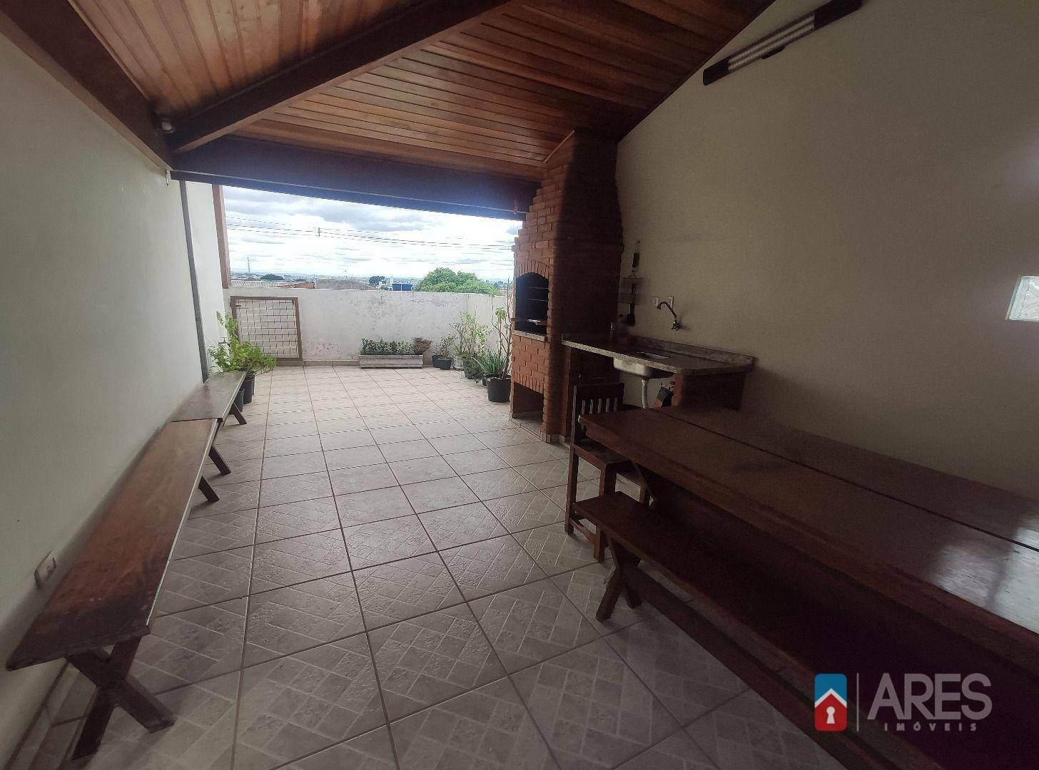 Casa à venda com 3 quartos, 286m² - Foto 15