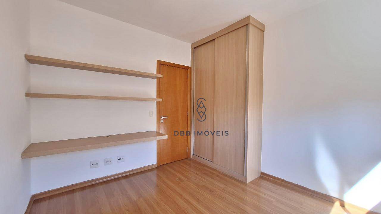 Apartamento para alugar com 3 quartos, 115m² - Foto 12