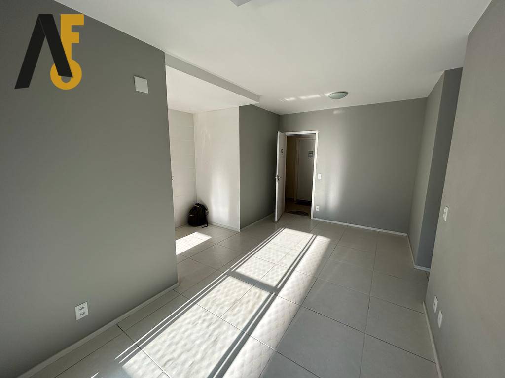 Apartamento à venda com 2 quartos, 58m² - Foto 5