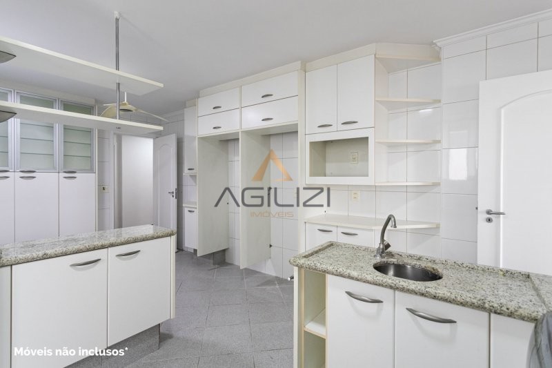 Apartamento à venda com 4 quartos, 222m² - Foto 12