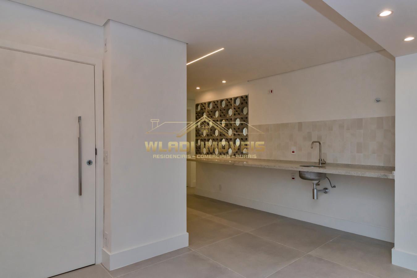 Apartamento à venda com 3 quartos, 149m² - Foto 29