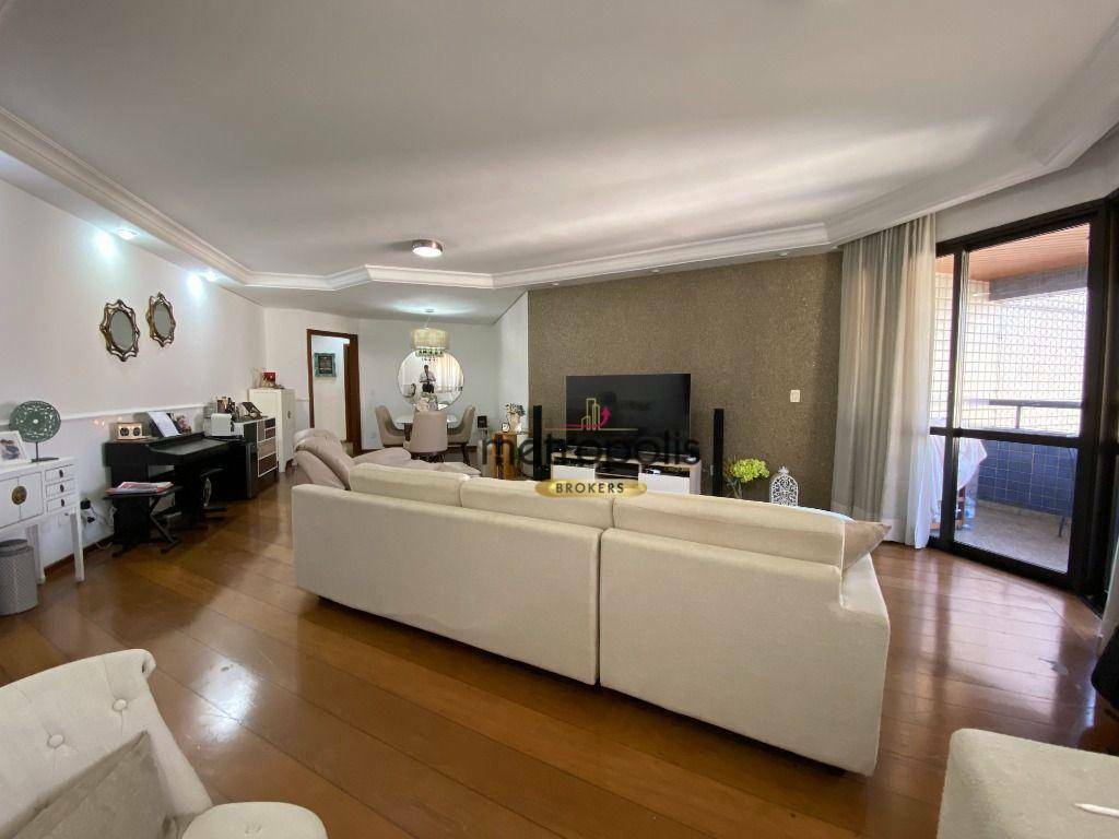 Apartamento à venda com 4 quartos, 207m² - Foto 3