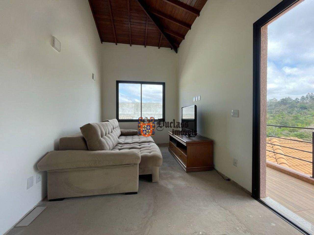 Sobrado à venda com 3 quartos, 277m² - Foto 4