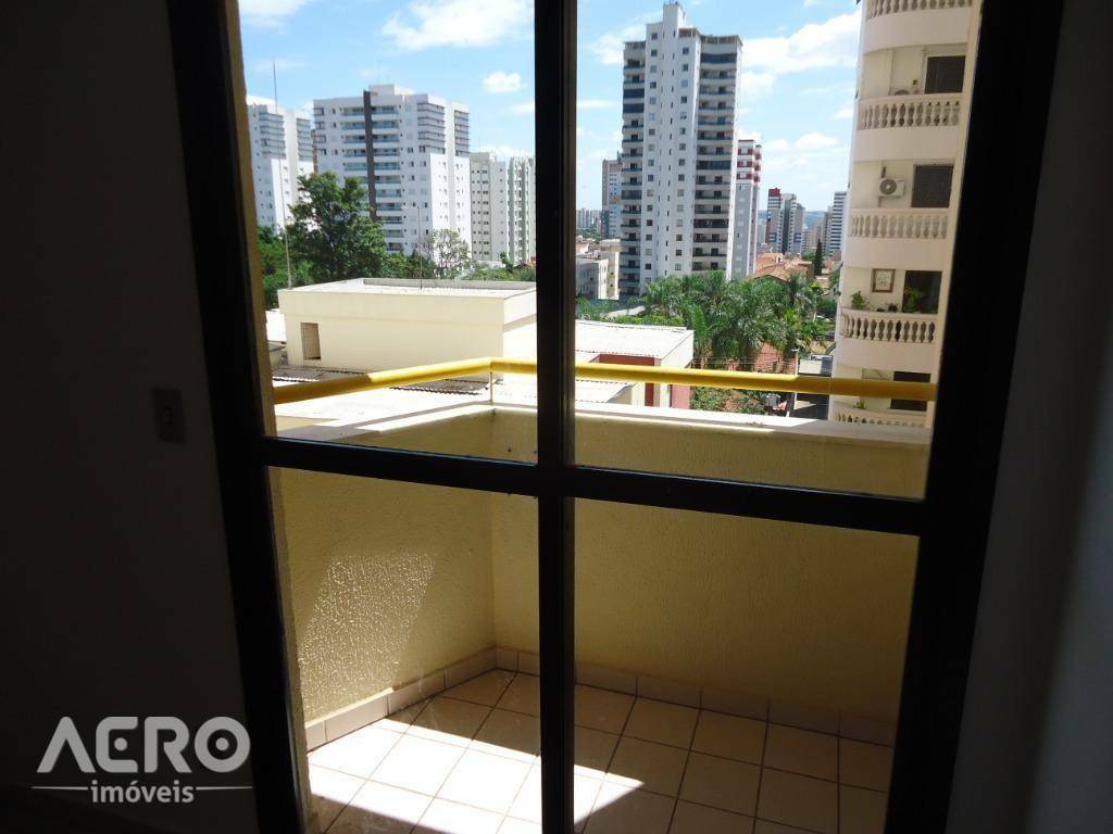 Apartamento à venda com 3 quartos, 76m² - Foto 9