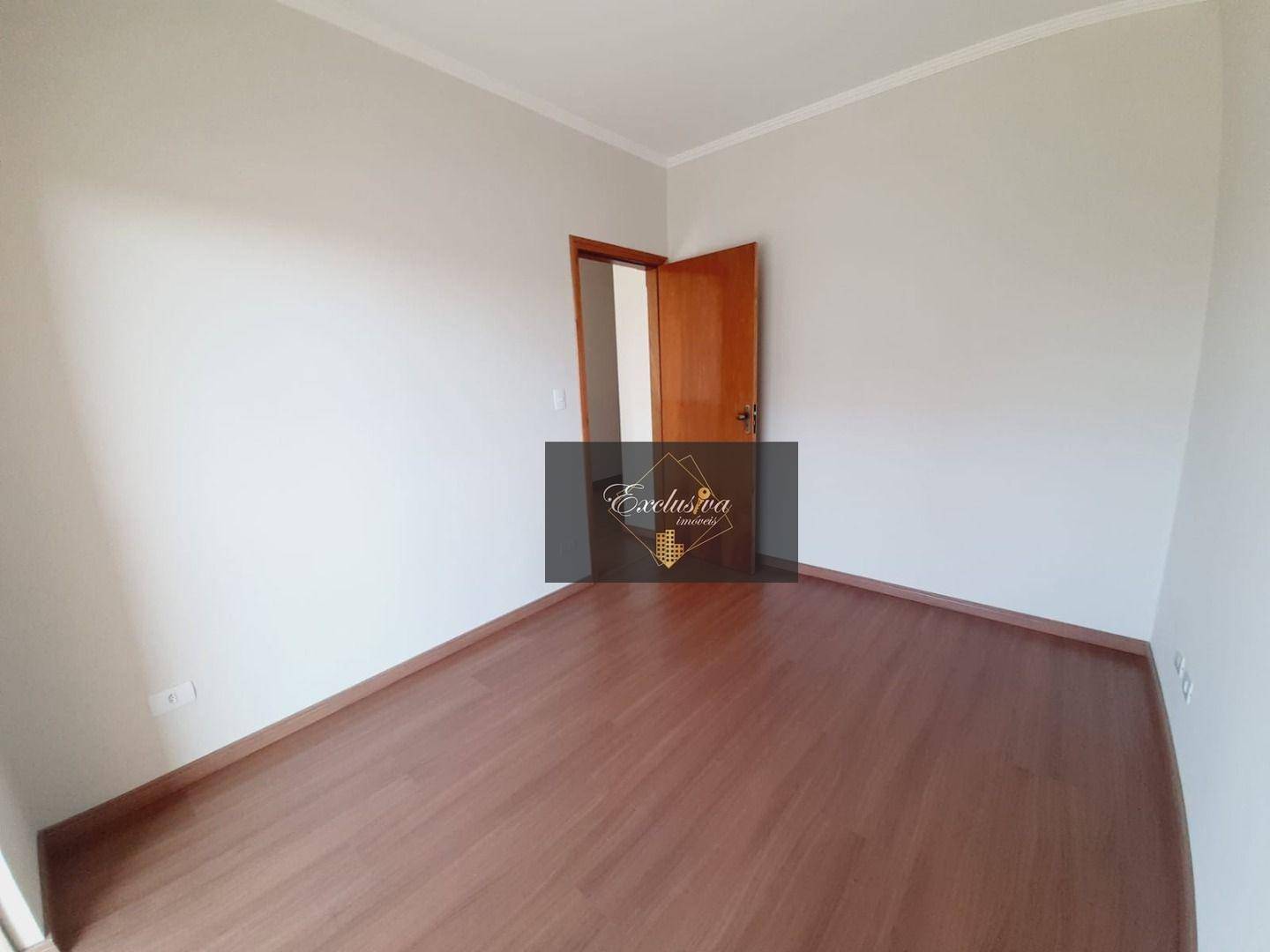 Casa à venda com 2 quartos, 107m² - Foto 4