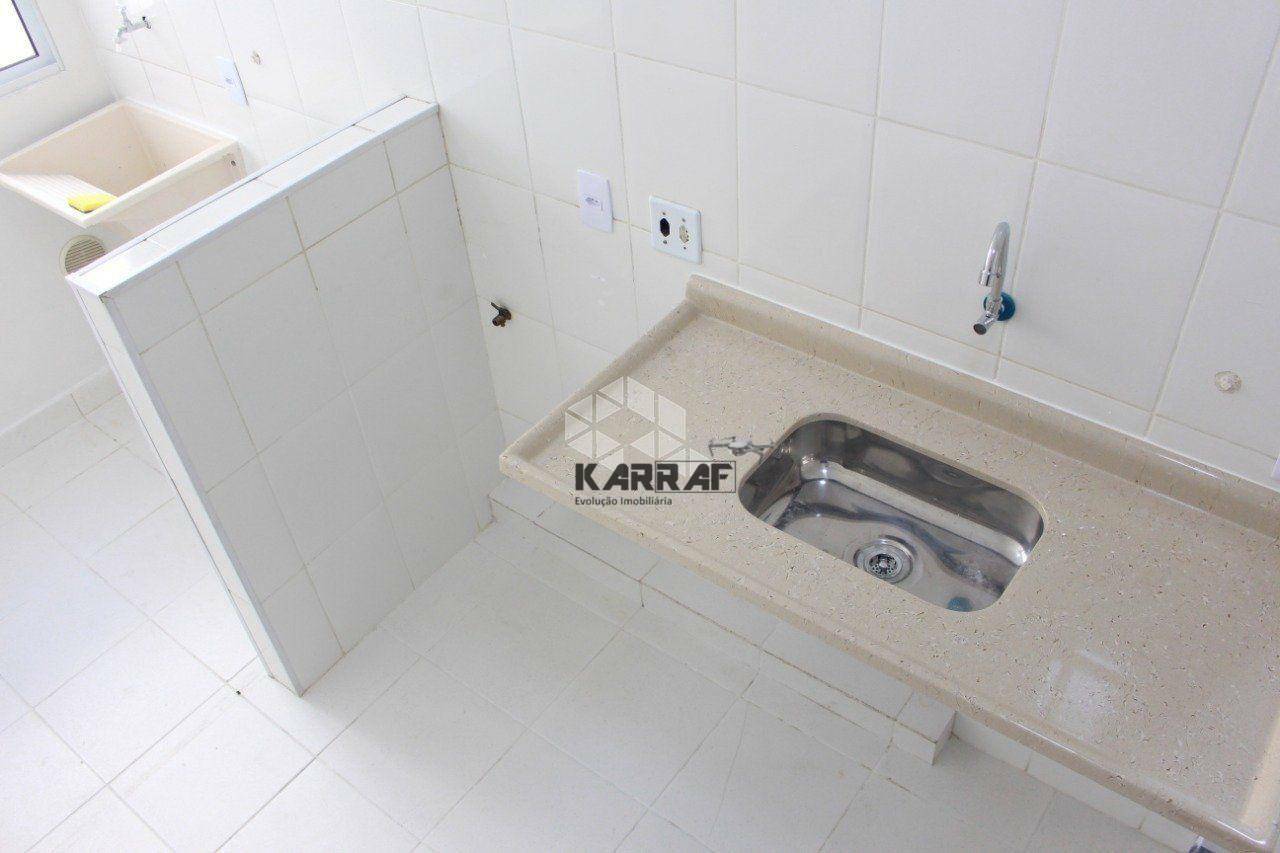 Apartamento para alugar com 2 quartos, 45m² - Foto 3