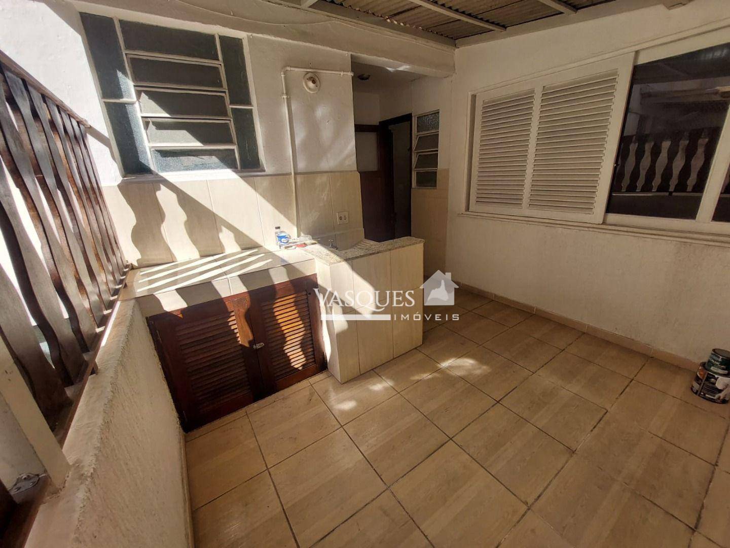 Apartamento à venda com 2 quartos, 68m² - Foto 10