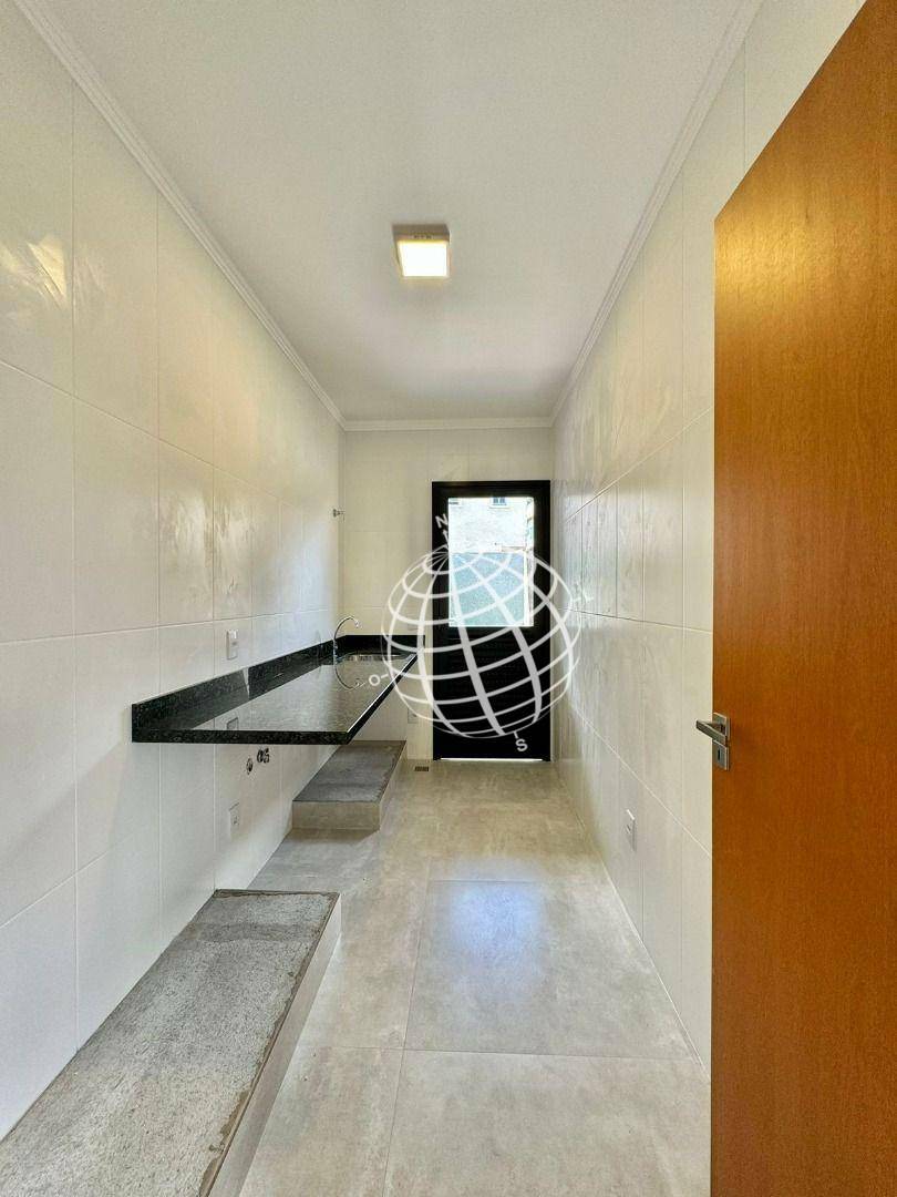 Casa, 3 quartos, 219 m² - Foto 38