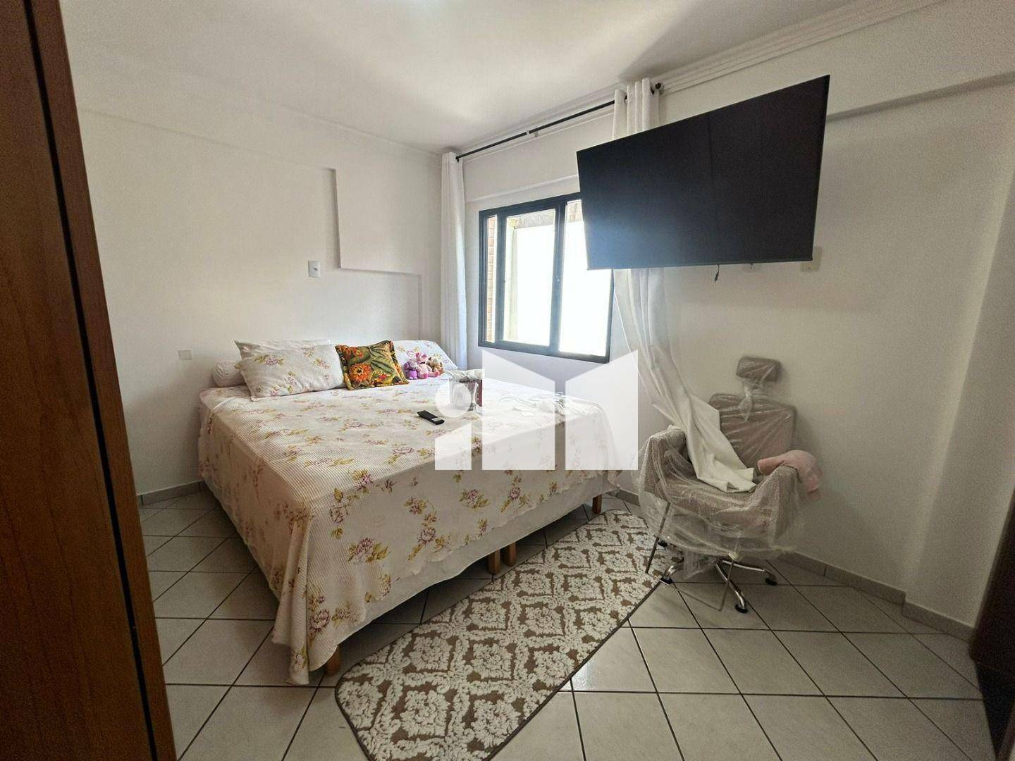 Apartamento à venda com 3 quartos, 130m² - Foto 9