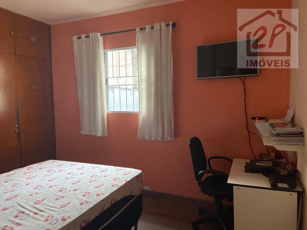 Casa à venda com 3 quartos, 200m² - Foto 11